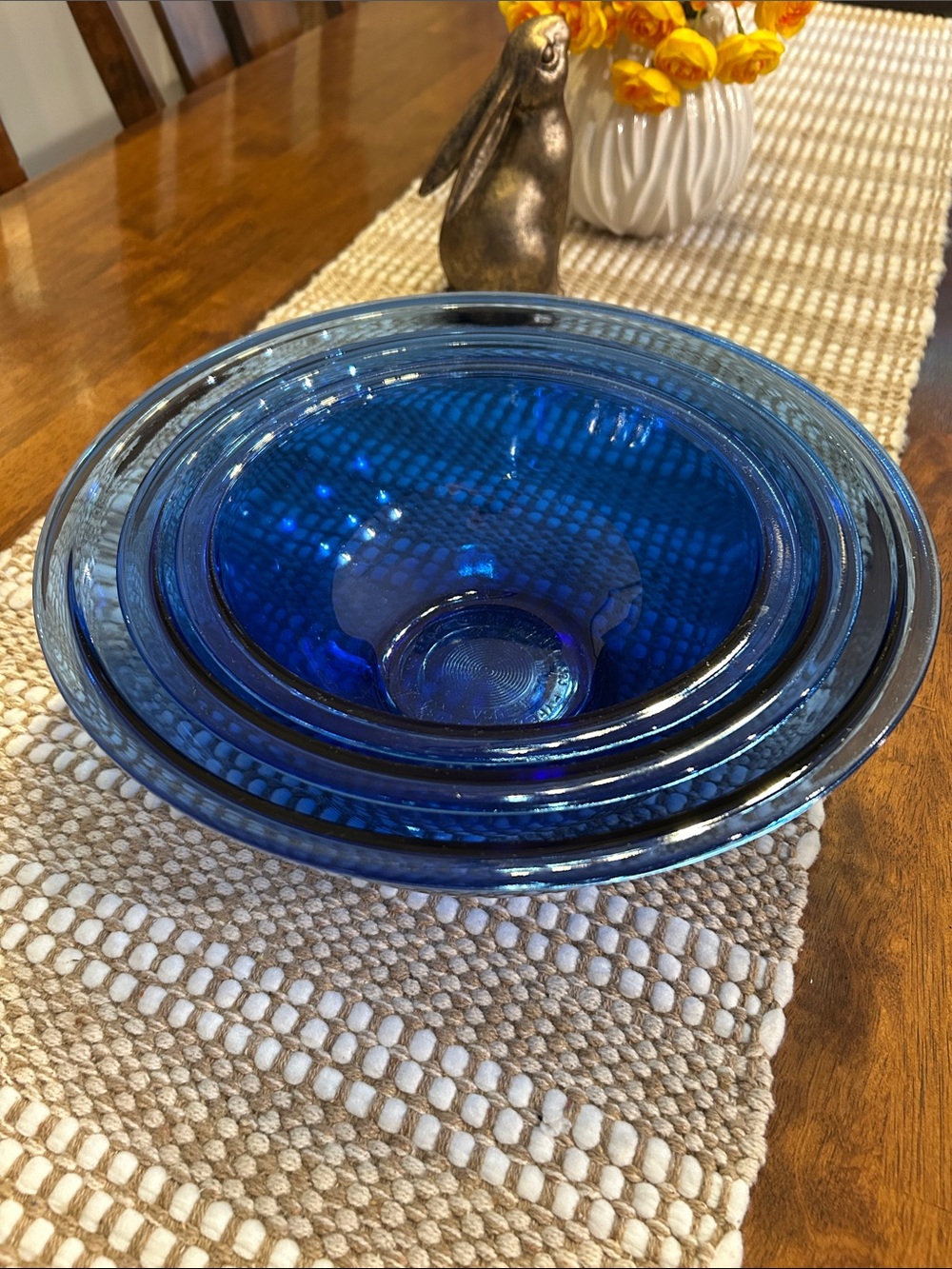 Gorgeous Set of 3 Vintage PYREX Cobalt Blue Mixing Bowls, 1.5L, 2.5L, 4.0L